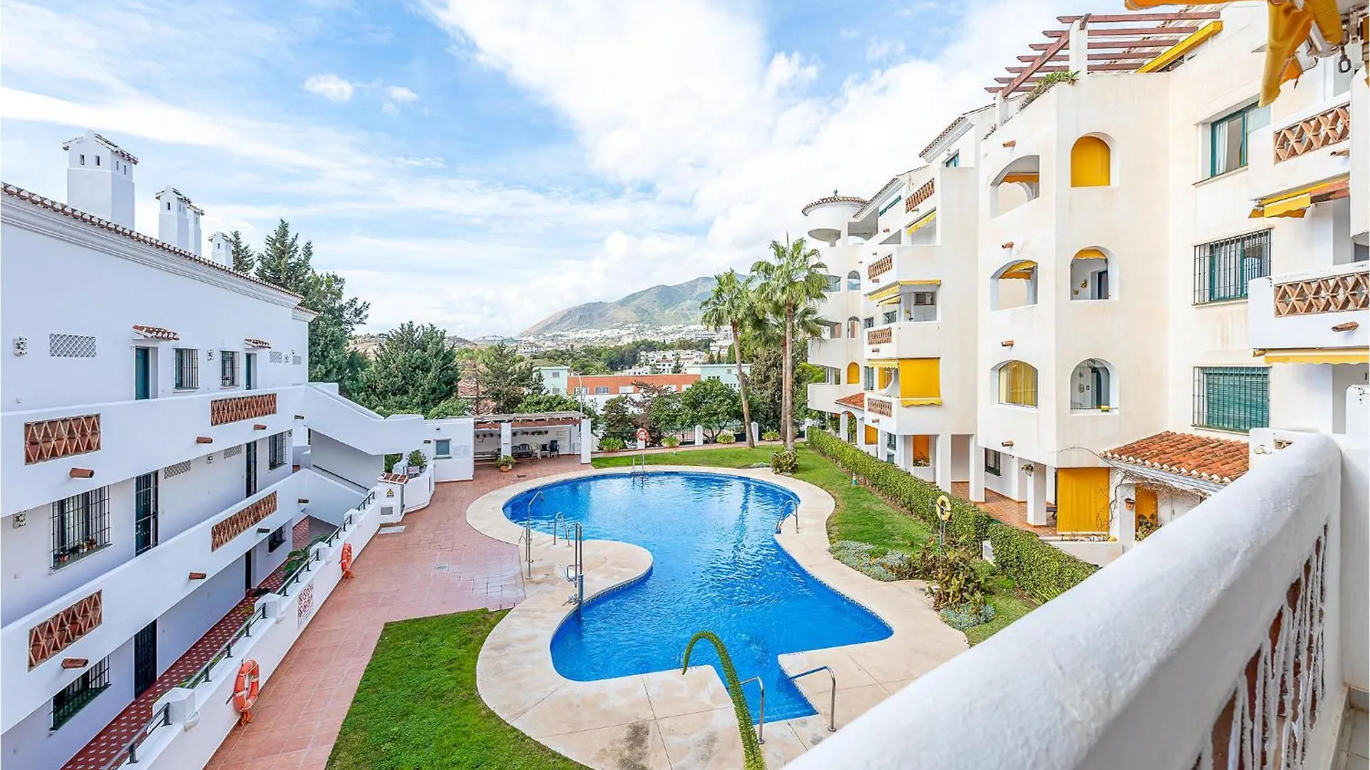 Lovely Apartment In Benalmadena With Kitchen