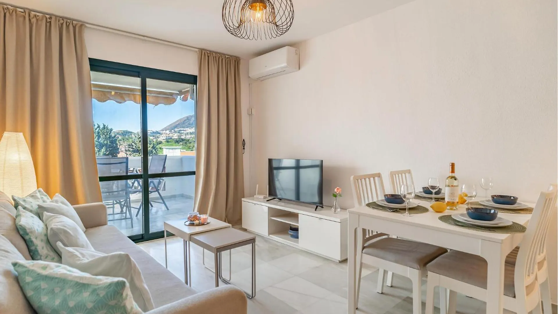 Lovely Apartment In Benalmadena With Kitchen