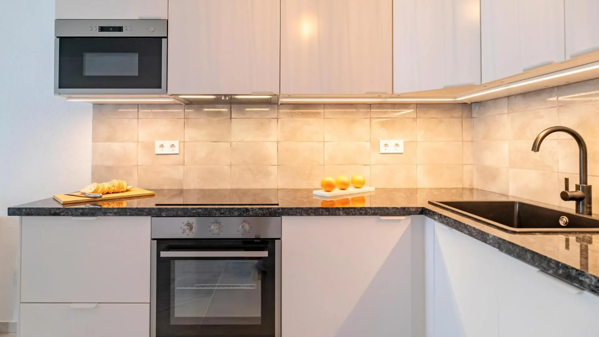 Lovely Apartment In Benalmadena With Kitchen
